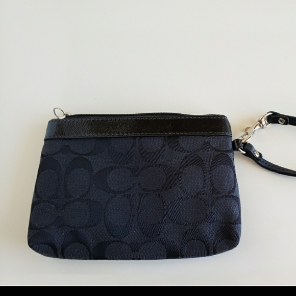 Coach wrislet wallet - Picture 2 of 12